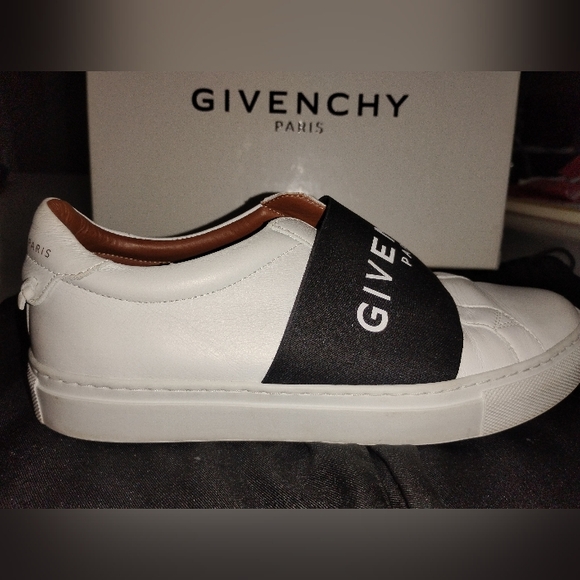 Givenchy City Sport leather low top sneaker size 7.5 - Picture 7 of 16